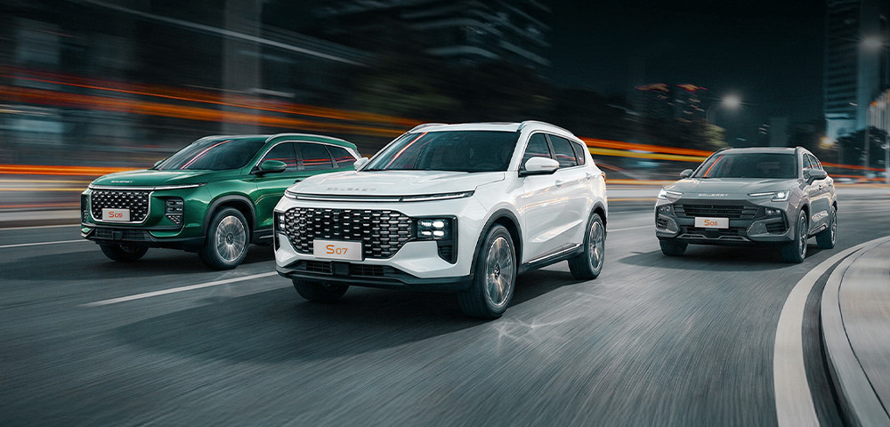 Hybrid vs Plug-In Hybrid Cars in UAE: Which One Should You Choose in 2026?